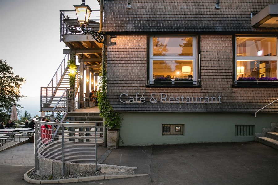 Cafe und Restaurant die Bergstation
