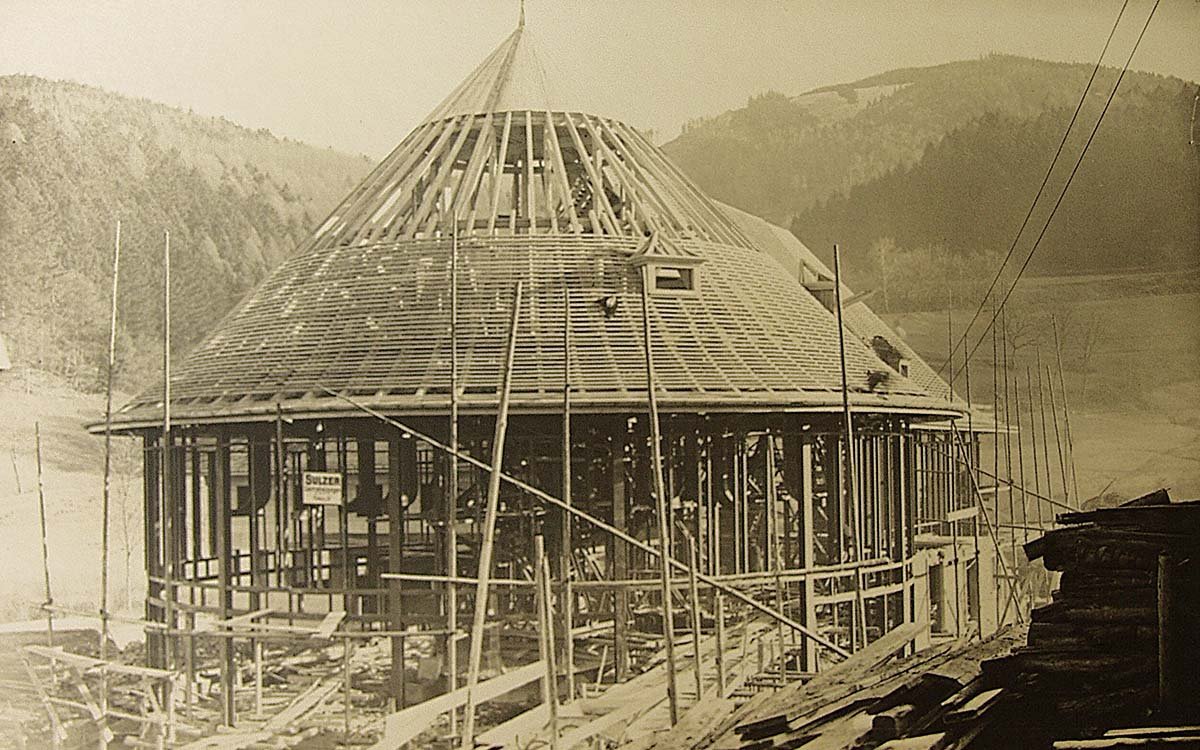 Historisches Foto vom Bau der Talstation